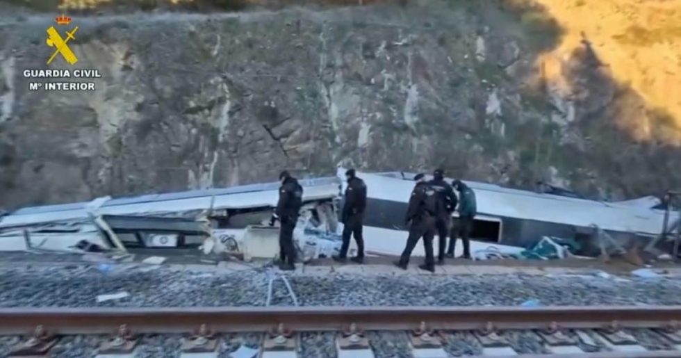 Τα πρώτα στοιχεία για την σιδηροδρομική σύγκρουση στην Ισπανία δείχνουν έγκλημα